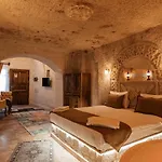 Bayar Cave Special Class 4*