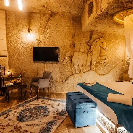 Bayar Cave Special Class Ürgüp