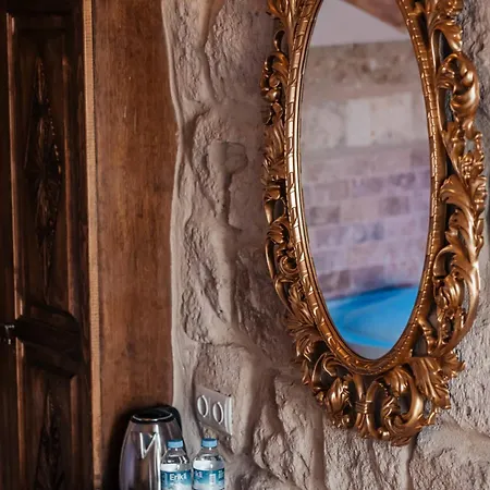 Bayar Cave Special Class 4*