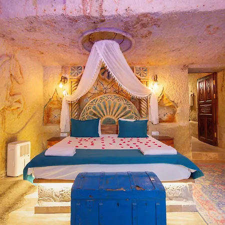 Bayar Cave Special Class 4*