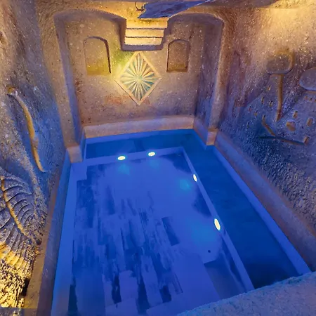 Bayar Cave Special Class Ургуп