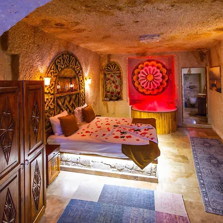 Bayar Cave Special Class 4*