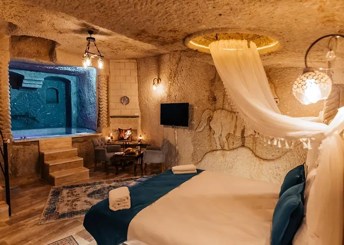 Bayar Cave Special Class Bed & Breakfast 4*