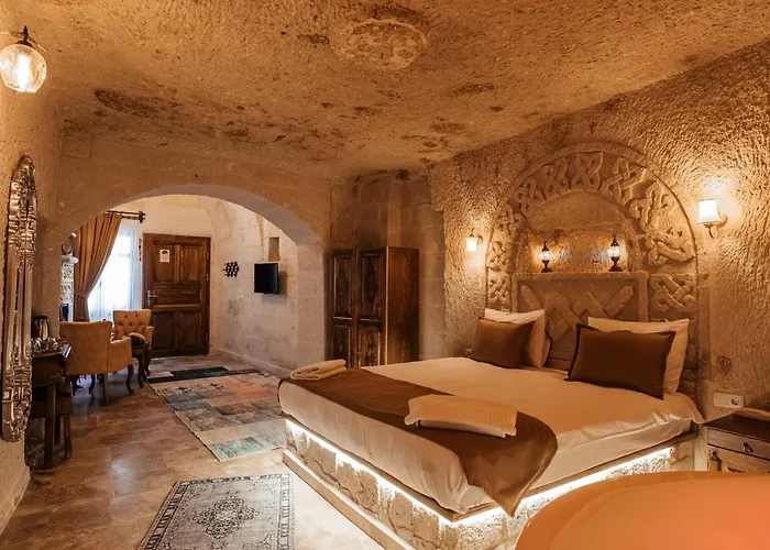 Bayar Cave Special Class 4*