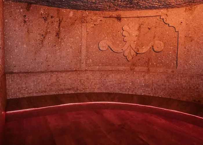 Bayar Cave Special Class Bed & Breakfast 4*