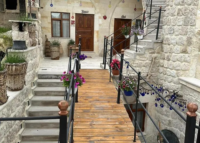 לינה וארוחת בוקר Bayar Cave Special Class אורגופ