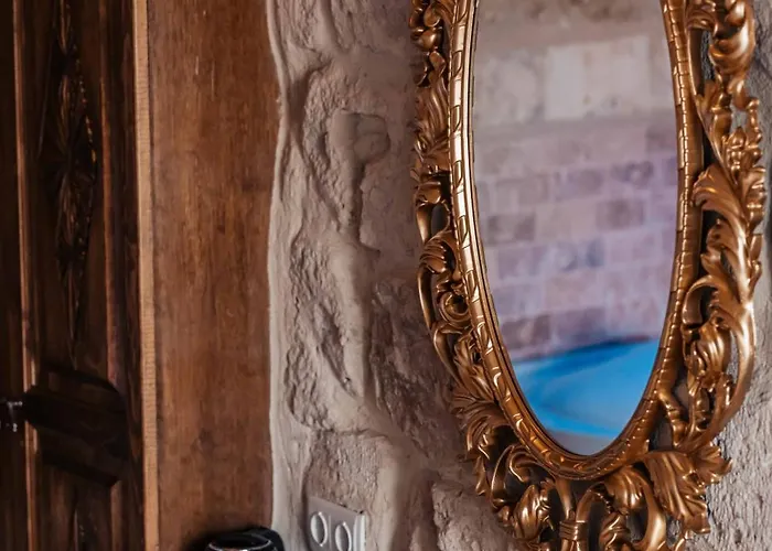 Bayar Cave Special Class 4*