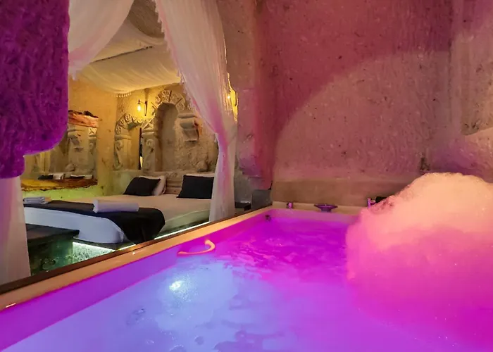 Bayar Cave Special Class Bed & Breakfast