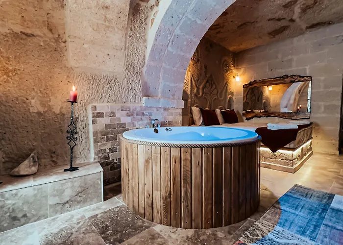 Bayar Cave Special Class 4*