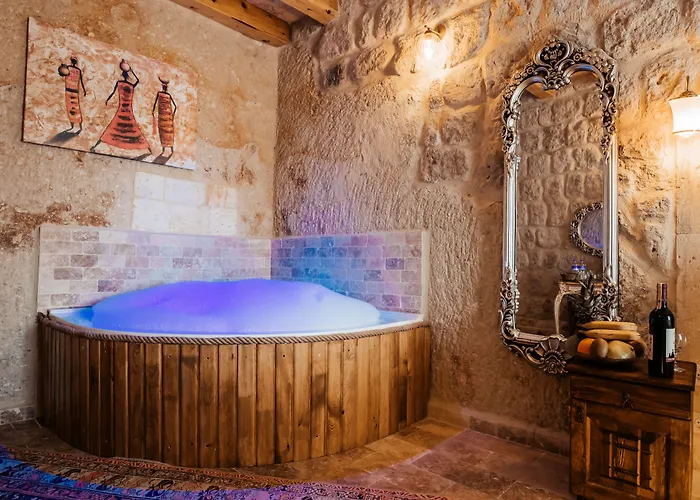 Bayar Cave Special Class לינה וארוחת בוקר 4*