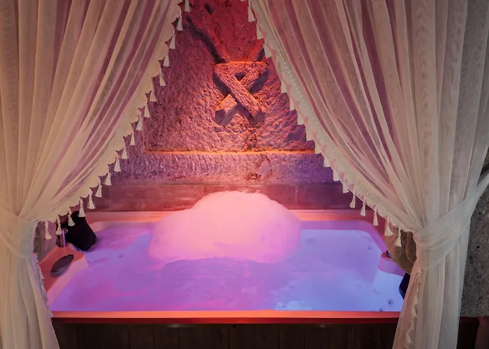 Bayar Cave Special Class 4*